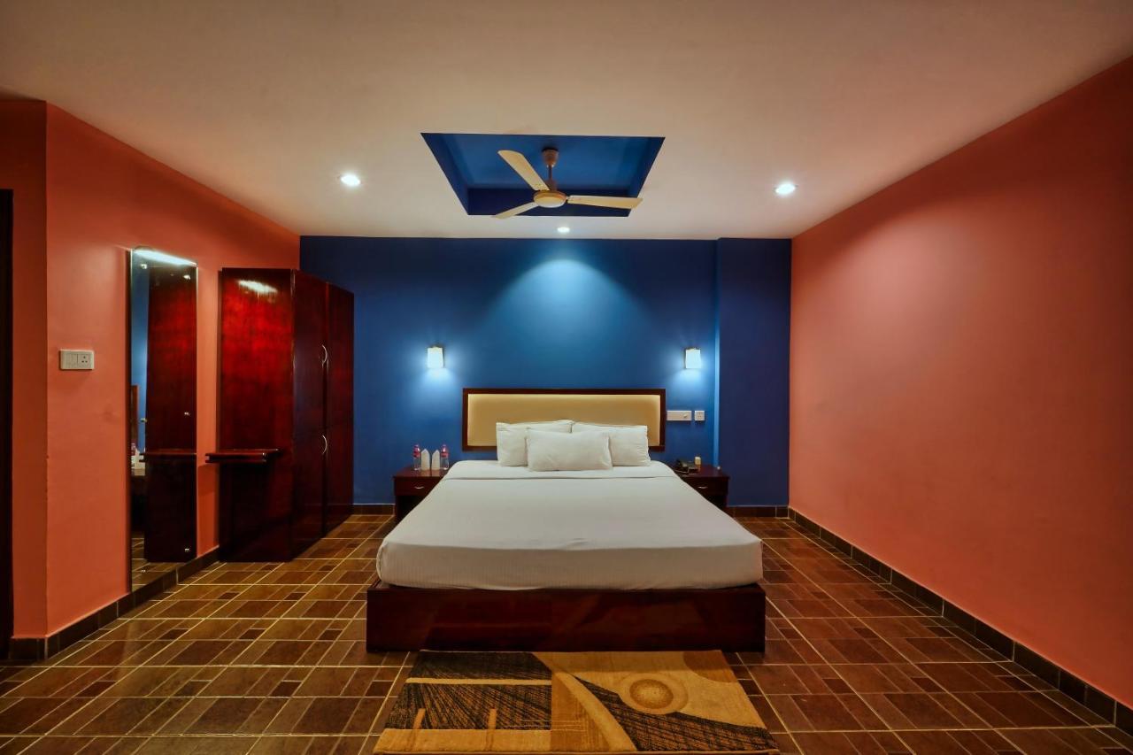 Misty Gate Hotel Витири Екстериор снимка